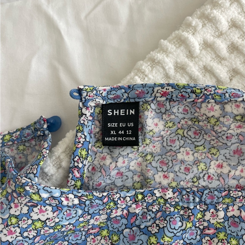 Shein Top - Picture 7 of 8